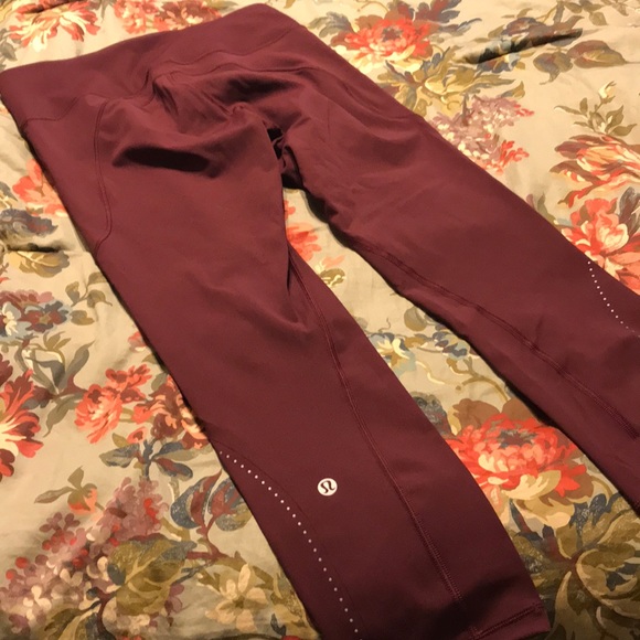 lululemon athletica Pants - Lululemon Extra Mile Crop